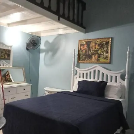 Apartment By The Beach Sleeps 4 Ocho Rios Esterno foto